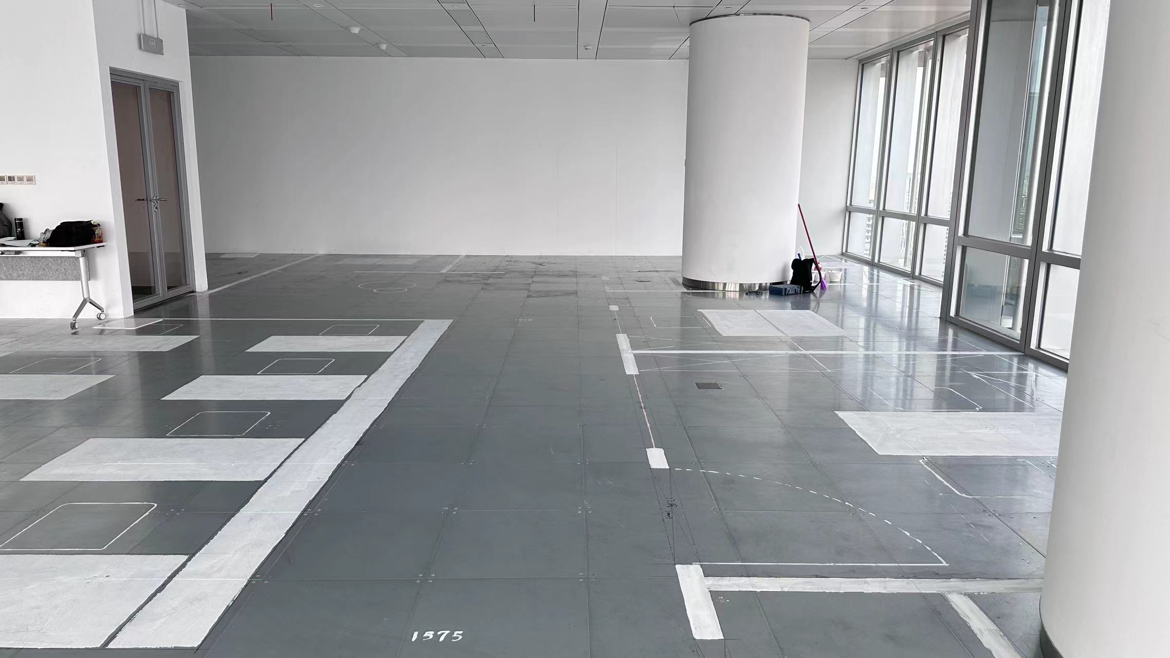 虹口來福士辦公室裝修現(xiàn)場，放線階段-第1張圖片-上海古都建筑設計集團